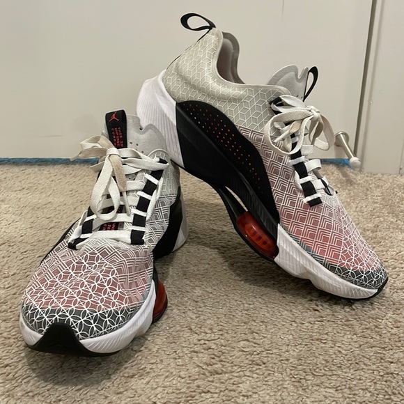 men's jordan air zoom renegade running shoes